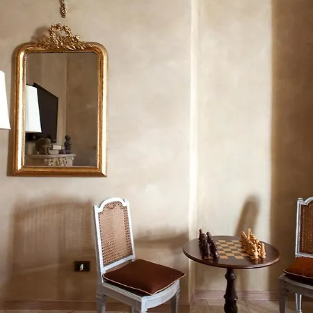 La Petite Maison 3*