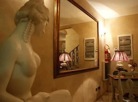 מלון La Petite Maison וירג'יו