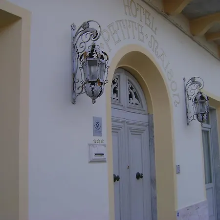 מלון La Petite Maison וירג'יו