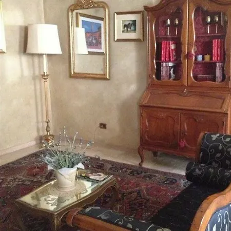La Petite Maison מלון וירג'יו