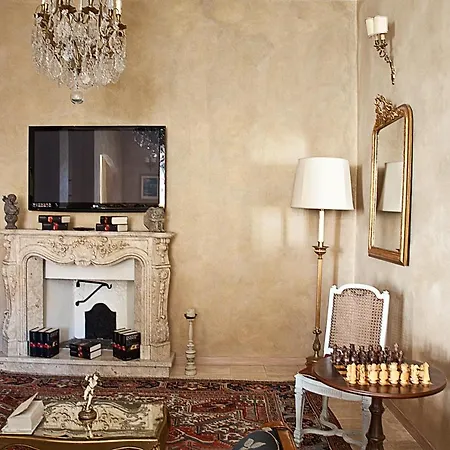 Hotel La Petite Maison