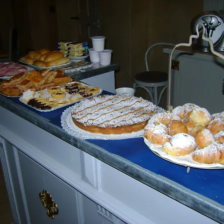Hotel La Petite Maison Viareggio